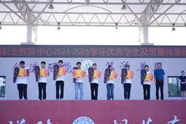 У������༯��